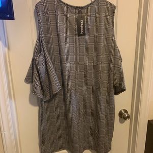 Black and White Shoulder Cutout Dress
